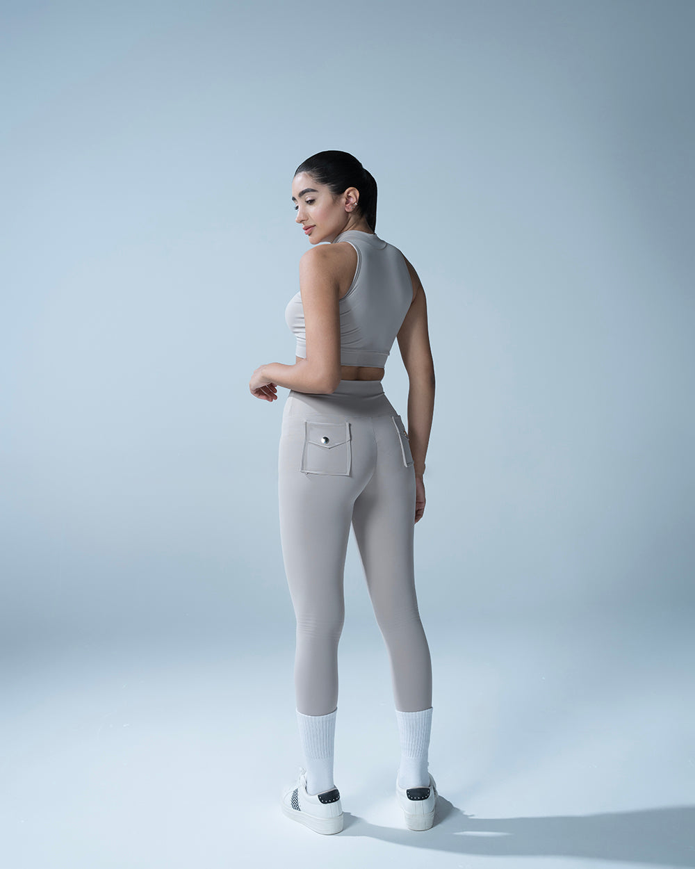 Light Grey Pocket Leggings And Crop Top Set